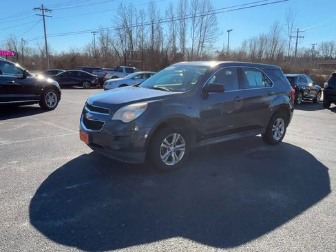 Used 2010 Chevrolet Equinox LS image 4