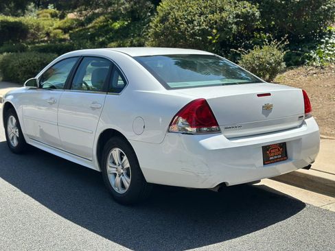 Used 2014 Chevrolet Impala Limited LS FWD image 3