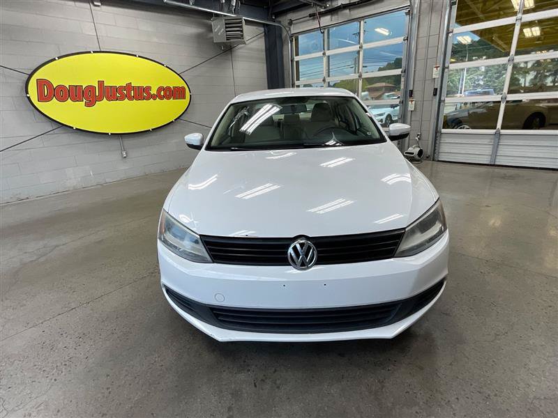 Used 2011 Volkswagen Jetta SE FWD image 8