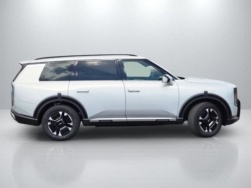 New 2027 Kia Telluride EX FWD image 3