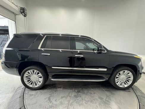 Used 2015 Cadillac Escalade Luxury RWD image 14