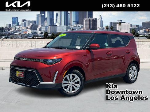 Certified 2025 Kia Soul LX FWD image 1