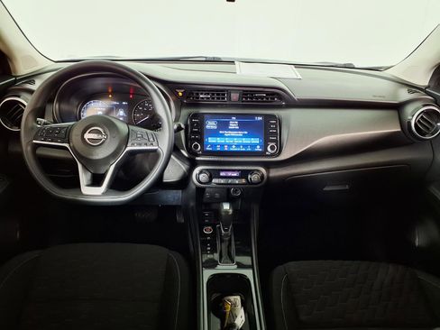 Used 2022 Nissan Kicks SV FWD image 14