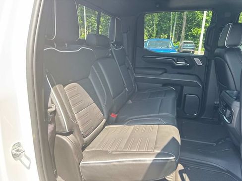 Used 2023 GMC Sierra 1500 AT4X AWD/4WD image 24