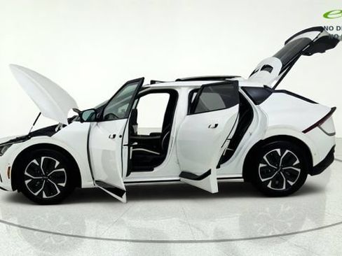 Used 2023 Kia EV6 GT-Line w/ GT-Line Suede Seat Package RWD image 11