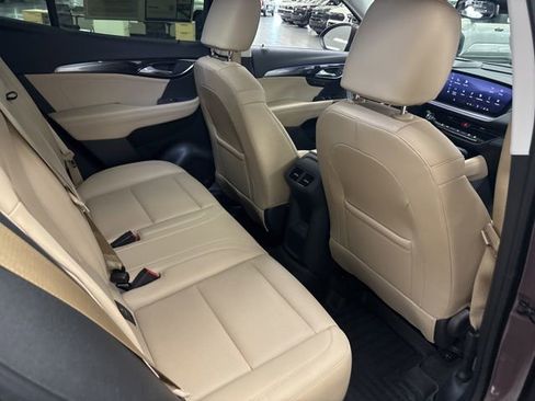 Used 2024 Buick Envision Preferred image 13