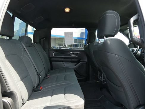 Used 2020 RAM 1500 Big Horn AWD/4WD image 15