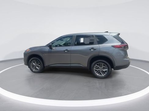 Used 2024 Nissan Rogue S AWD/4WD image 5