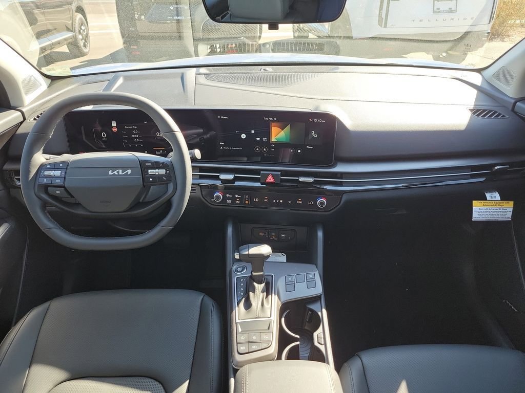 New 2026 Kia Sportage SX FWD image 18