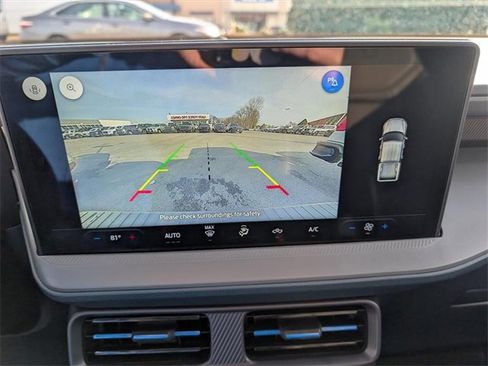 Used 2025 Ford Maverick Lobo image 11