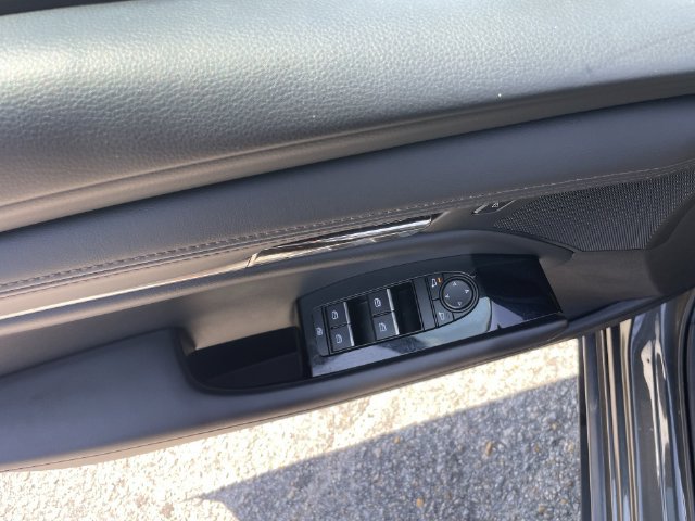 Used 2023 MAZDA MAZDA3 s FWD image 13