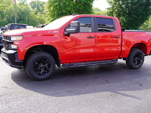 Used 2019 Chevrolet Silverado 1500 Custom Trail Boss AWD/4WD image 9