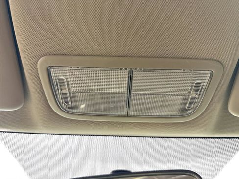 Used 2015 Honda Civic SE image 6