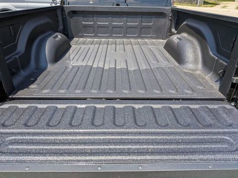 New 2026 RAM 2500 Big Horn AWD/4WD image 25