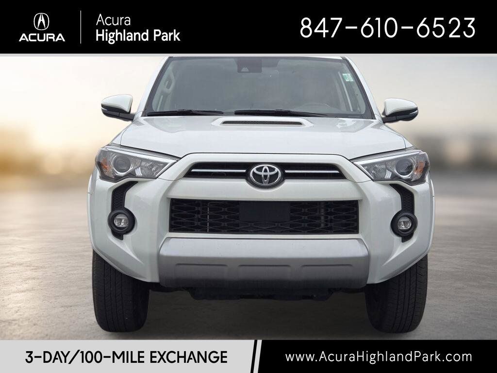 Used 2023 Toyota 4Runner TRD Off-Road Premium w/ Moonroof Package AWD/4WD image 4
