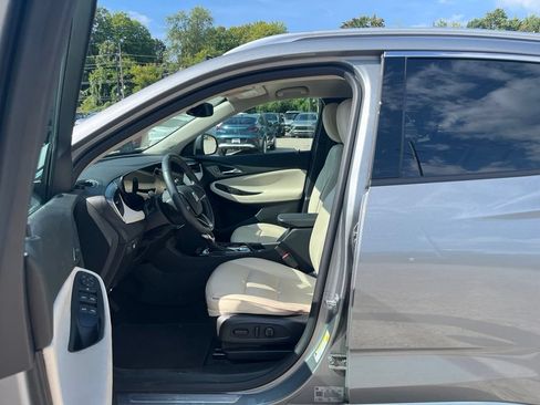 Used 2024 Buick Encore GX Avenir w/ Avenir Convenience Package AWD/4WD image 20