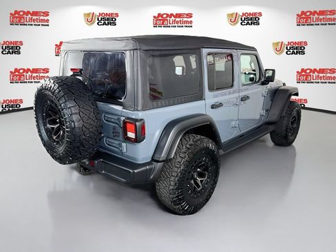 Used 2025 Jeep Wrangler Unlimited Sport AWD/4WD image 15