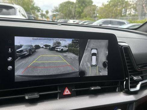 Used 2025 Kia Sportage SX FWD image 19