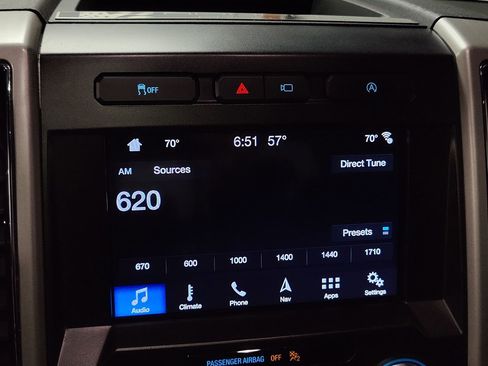 Used 2018 Ford F150 Lariat w/ Equipment Group 502A Luxury AWD/4WD image 46