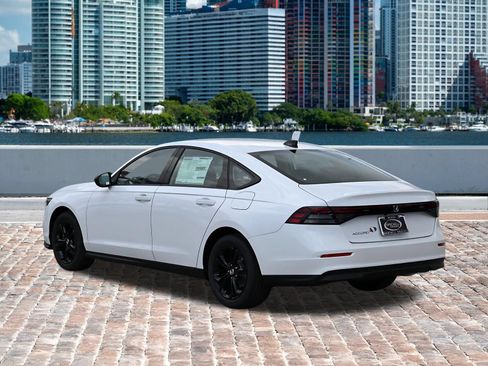 New 2025 Honda Accord SE image 7