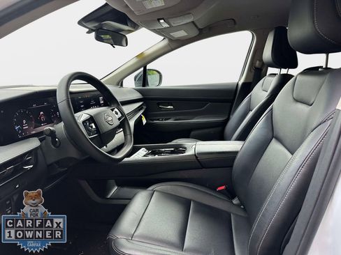 Used 2025 Nissan Murano SV AWD/4WD image 16