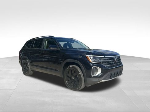 New 2026 Volkswagen Atlas SE FWD image 7