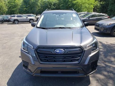 Used 2023 Subaru Forester AWD/4WD image 5