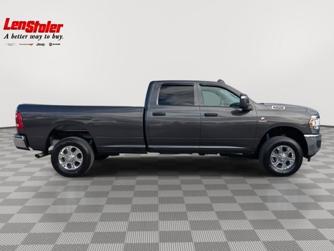 Used 2024 RAM 2500 Tradesman w/ Chrome Appearance Group image 6