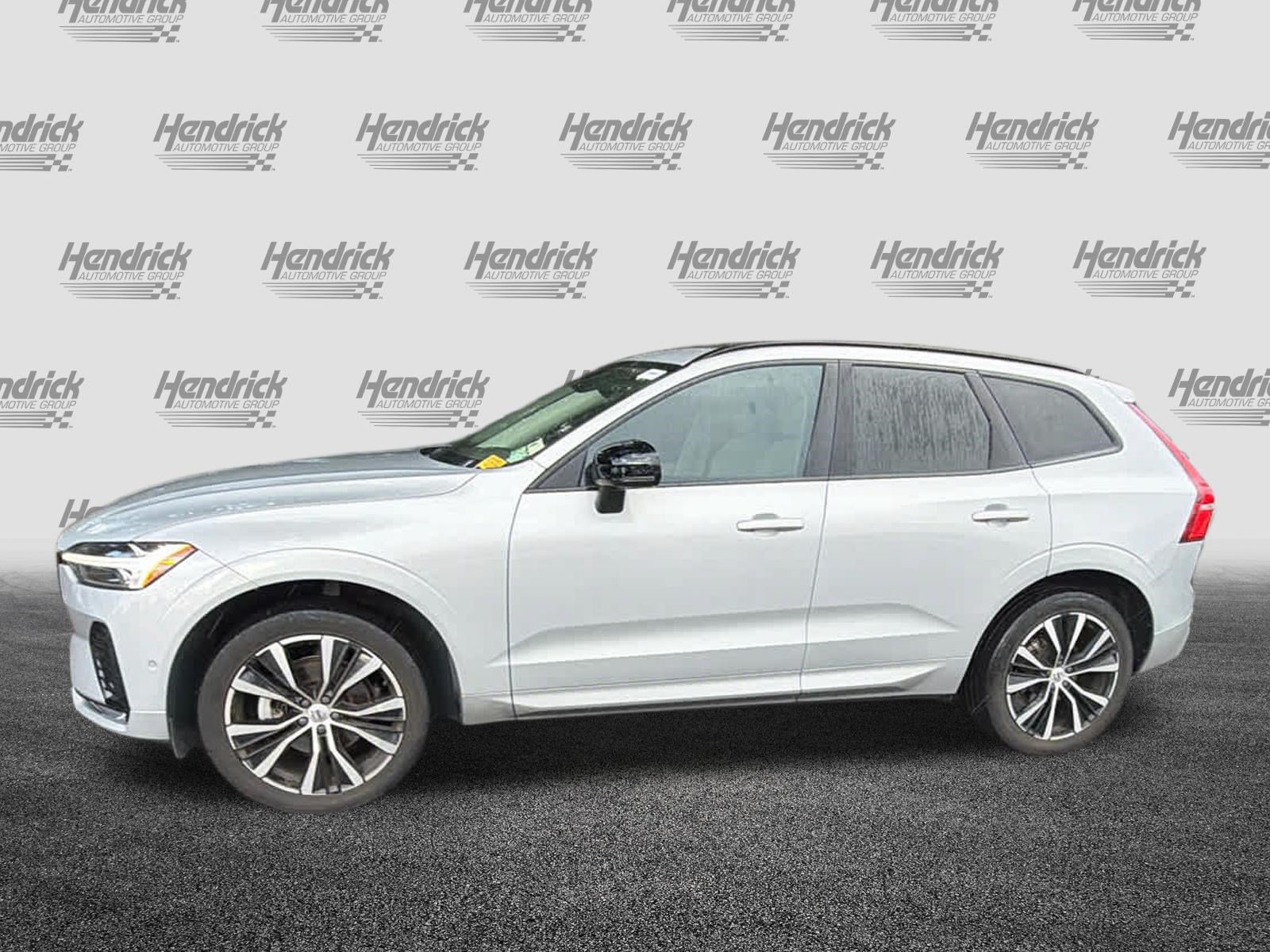 Used 2024 Volvo XC60 B5 Plus w/ Protection Package Premier AWD/4WD image 10