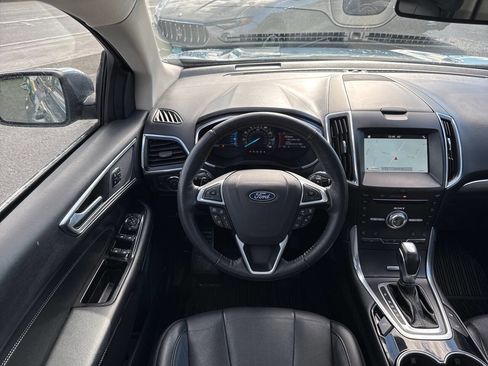 Used 2018 Ford Edge Titanium w/ Equipment Group 302A image 23