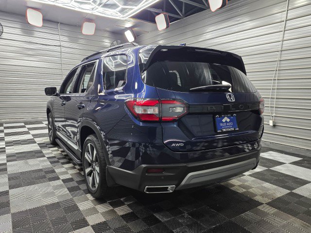 Used 2024 Honda Pilot Elite image 8