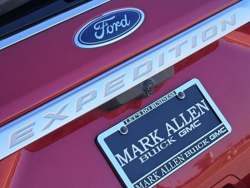 Used 2020 Ford Expedition Platinum AWD/4WD image 11