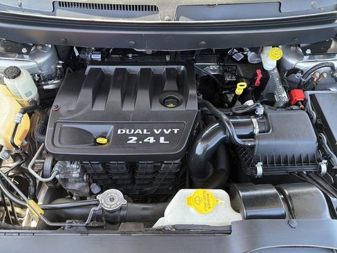 Used 2012 Dodge Journey FWD image 12