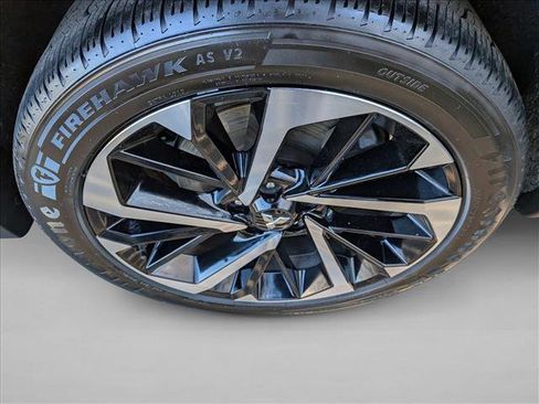 Used 2024 Mitsubishi Outlander SE image 21