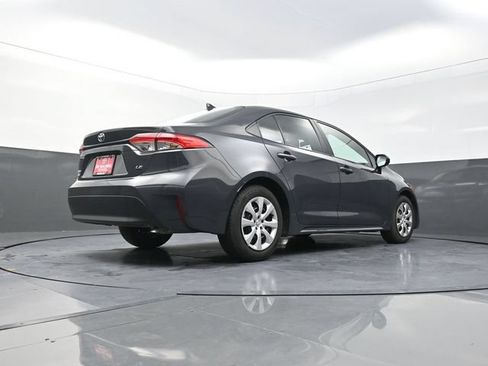 Used 2024 Toyota Corolla LE FWD image 39