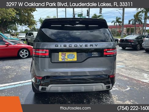 Used 2020 Land Rover Discovery HSE image 8