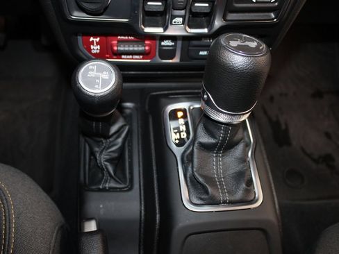Used 2025 Jeep Wrangler Unlimited Sport S 4xe AWD/4WD image 44