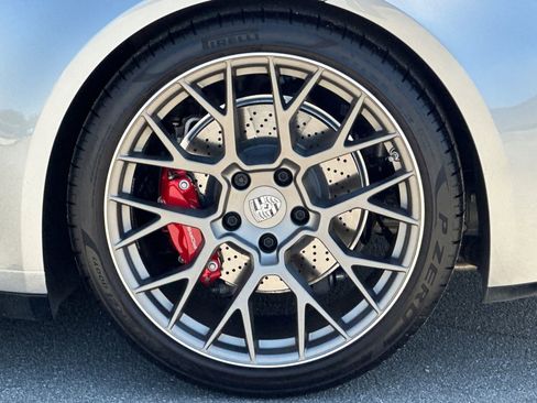 Certified 2024 Porsche 911 Carrera 4S AWD/4WD image 43