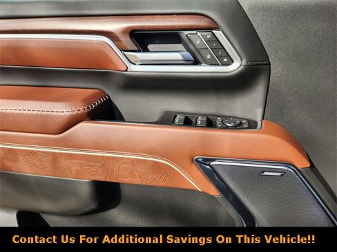 New 2026 GMC Sierra 3500 Denali Ultimate w/ LPO, Black Badging Package image 17