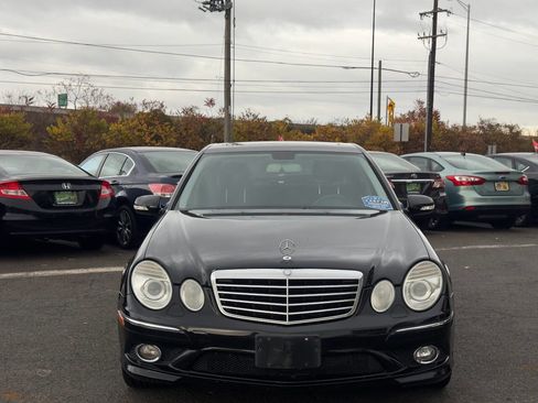 Used 2009 Mercedes-Benz E 350 4MATIC Sedan image 9