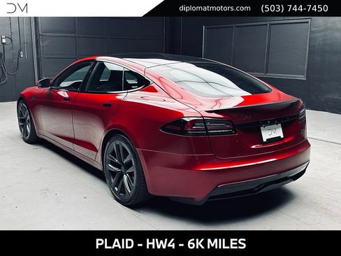 Used 2024 Tesla Model S Plaid AWD/4WD image 4