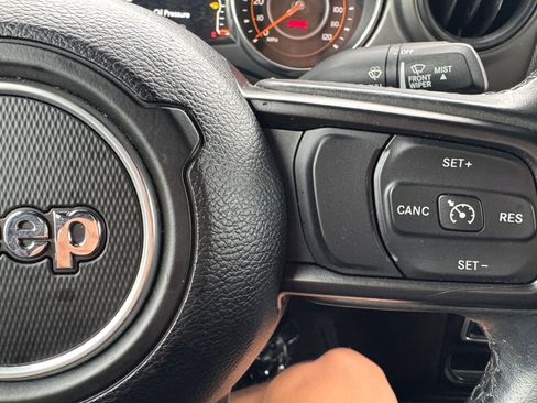 Used 2022 Jeep Wrangler Unlimited Sport image 20