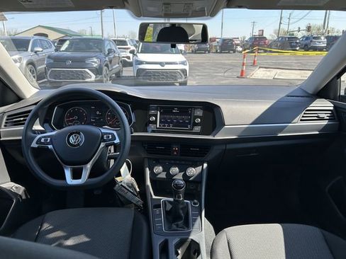 Used 2019 Volkswagen Jetta S FWD image 9