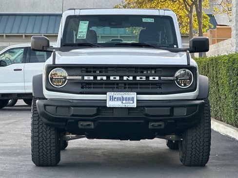 New 2025 Ford Bronco 2-Door w/ Sasquatch Package image 9