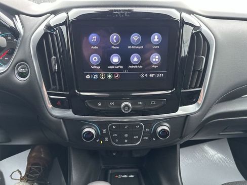 Certified 2022 Chevrolet Traverse LT w/ LPO, Floor Liner Package image 15