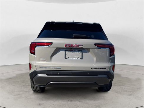 Used 2025 GMC Terrain Elevation image 4