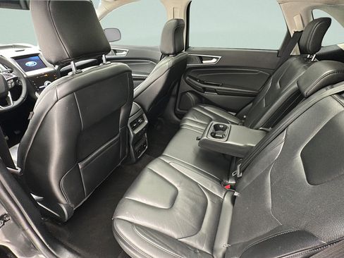 Used 2020 Ford Edge Titanium w/ Equipment Group 301A AWD/4WD image 9