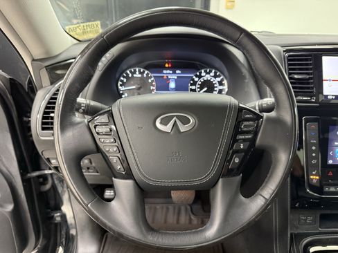Used 2020 INFINITI QX80 Luxe w/ Sensory Package RWD image 16
