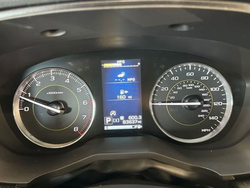 Used 2022 Subaru Crosstrek 2.5i Sport AWD/4WD image 18