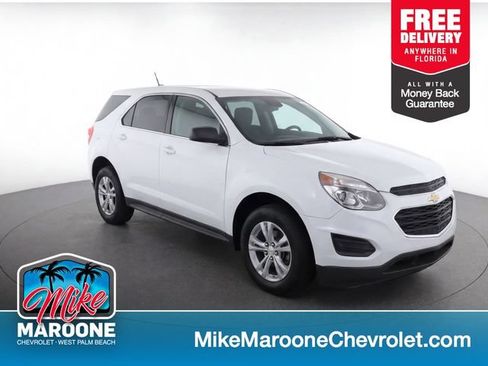 Used 2017 Chevrolet Equinox LS FWD image 1